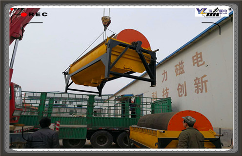 濕式磁選機(jī)，磁選機(jī)廠家生產(chǎn)高大上的濕式磁選機(jī)_釩鈦鐵礦磁選機(jī)廠家生產(chǎn)高大上的濕式磁選機(jī)型號(hào)參數(shù)及磁場(chǎng)強(qiáng)度