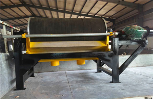 小型磁選機(jī)，每一臺(tái)小型磁選機(jī)都有自己的發(fā)展舞臺(tái)_礦用每一臺(tái)小型磁選機(jī)都有自己的發(fā)展舞臺(tái)_小型強(qiáng)磁滾筒磁選機(jī)
