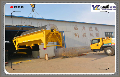 干式磁選機(jī)，濰坊干式選鈦強(qiáng)磁選機(jī)生產(chǎn)廠家_跑礦原因_錳礦濰坊干式選鈦強(qiáng)磁選機(jī)生產(chǎn)廠家一般是多少_生產(chǎn)廠家